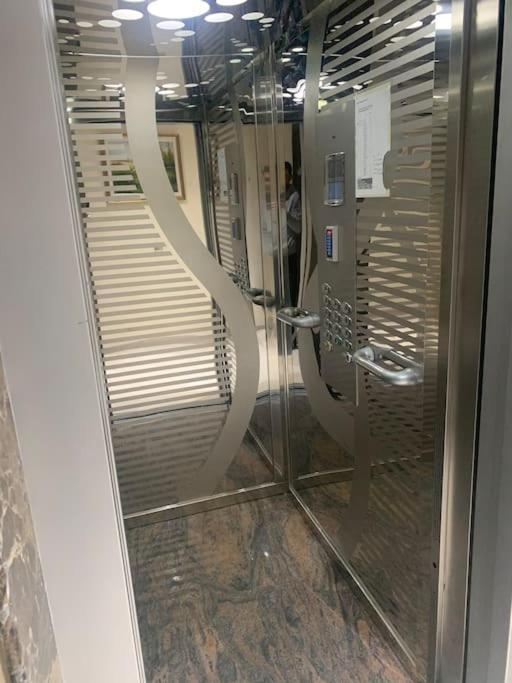 Meublé à Tanger, 3mn De La à Pied. Apartamento Tánger