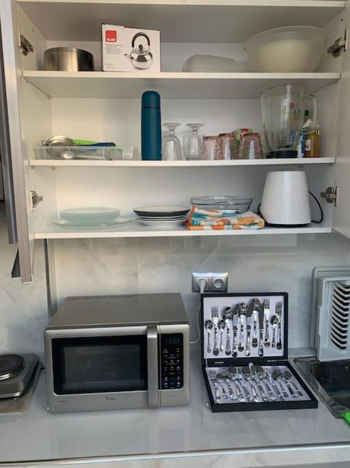 Meublé à Tanger, 3mn De La à Pied. Apartamento *